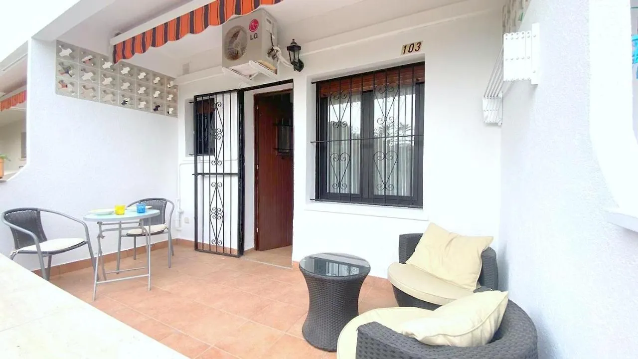 Apartamento Tenis Sol Levante 103 Rosas